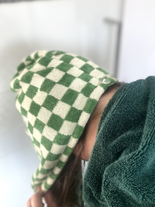Serviette cheveux vert matcha à carreaux – Ultra absorbant & stylé