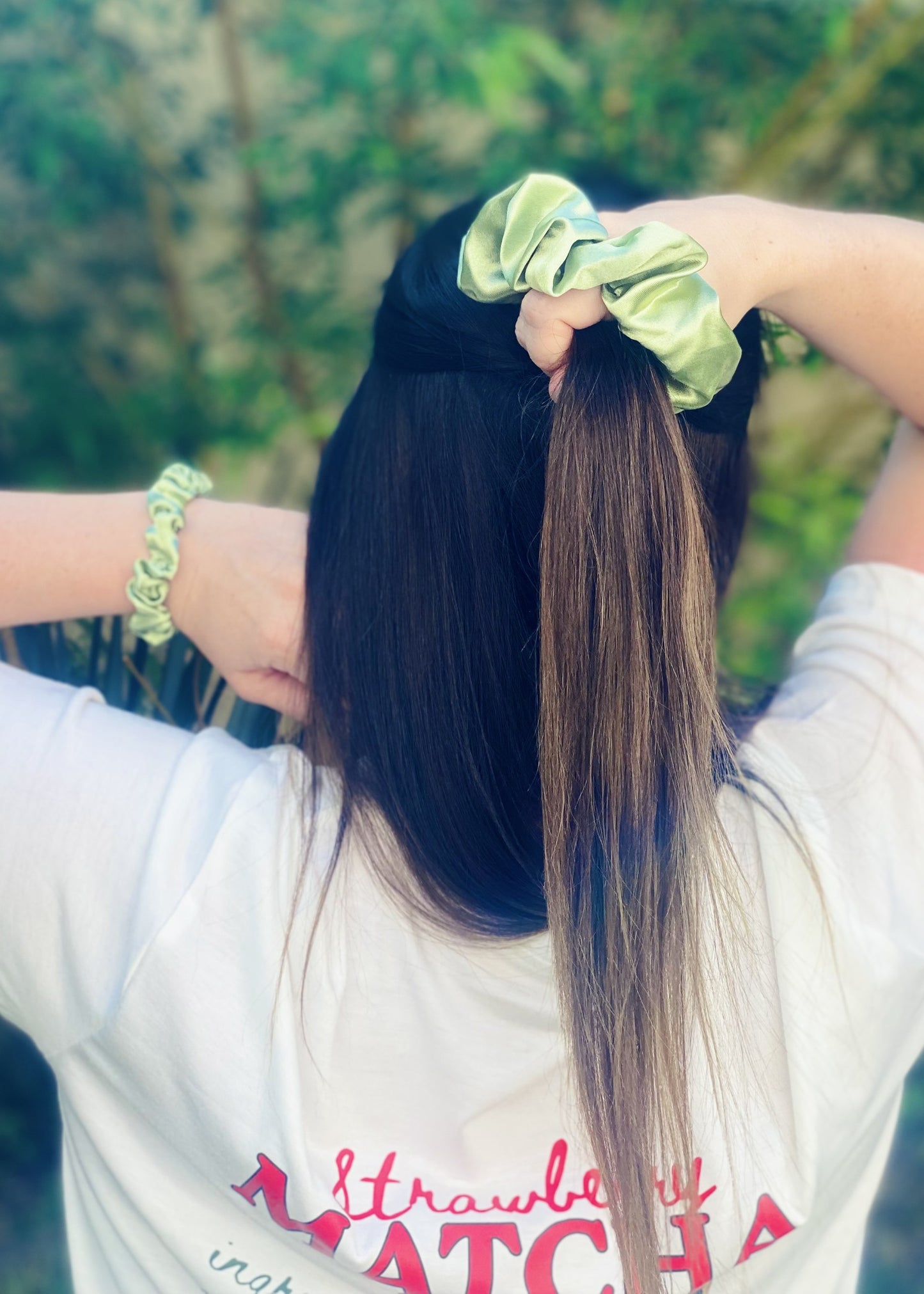 Lot de 4 chouchous en satin vert matcha – Différentes tailles