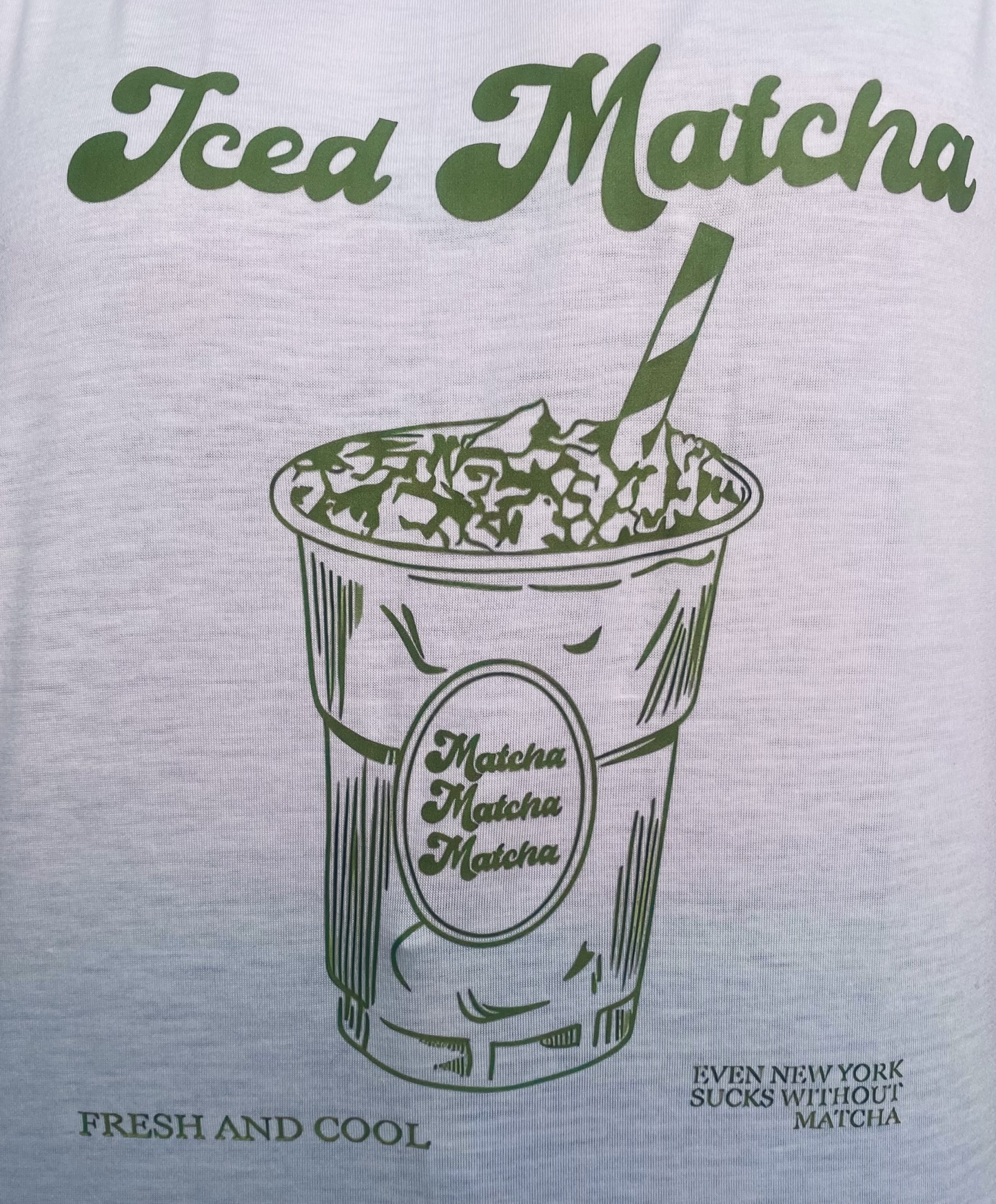T-shirt blanc “Iced Matcha – Fresh and Cool” – Unisexe, doux et stylé