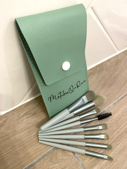 Set de 8 pinceaux maquillage avec pochette verte – MatchaOuRien