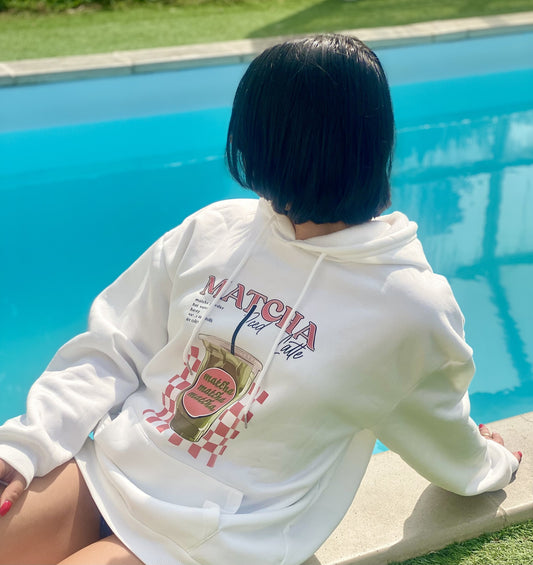 Sweat blanc “Matcha Iced Latte” – Unisexe, cosy et graphique